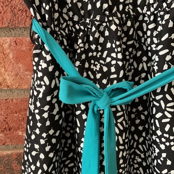 Motherhood Maternity Black & White Teal Tie Dress - Picture 5 of 8
